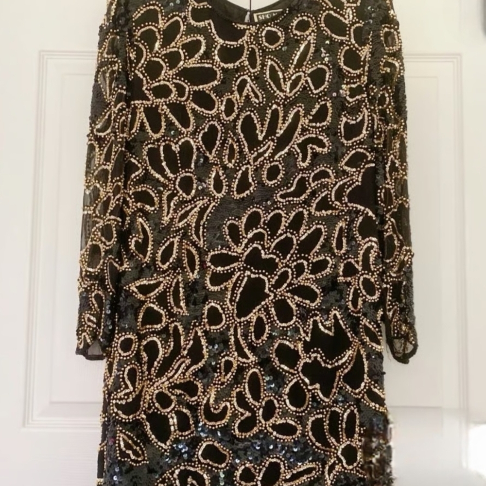 VINTAGE SHO MAX ORIGINALS 100% Silk Black/Gold Sequins Dress.